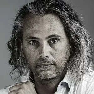 Wolfgang Kaufmann, eyebase